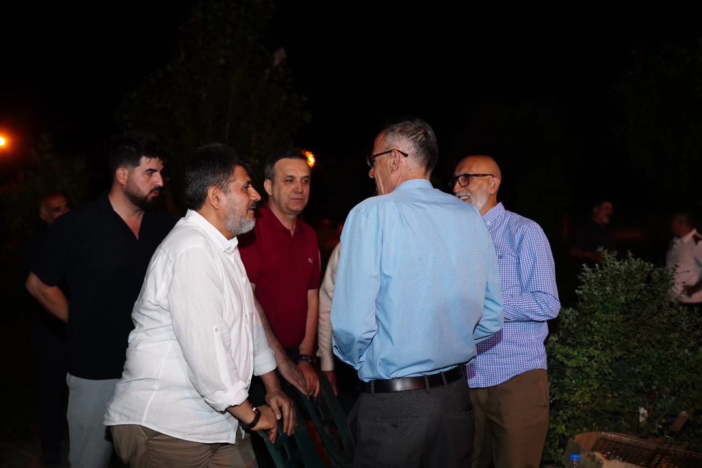 Ak Parti Milletvekilleri Elbistan’da Vatandaşlarla Bir Araya Geldi3