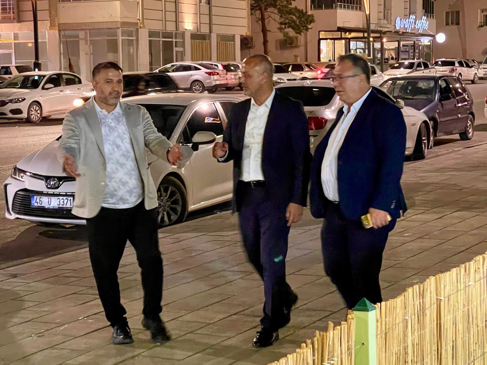 Başkan Koray Kıraç’tan Esnaf Ve Vatandaşlara Akşam Ziyareti6