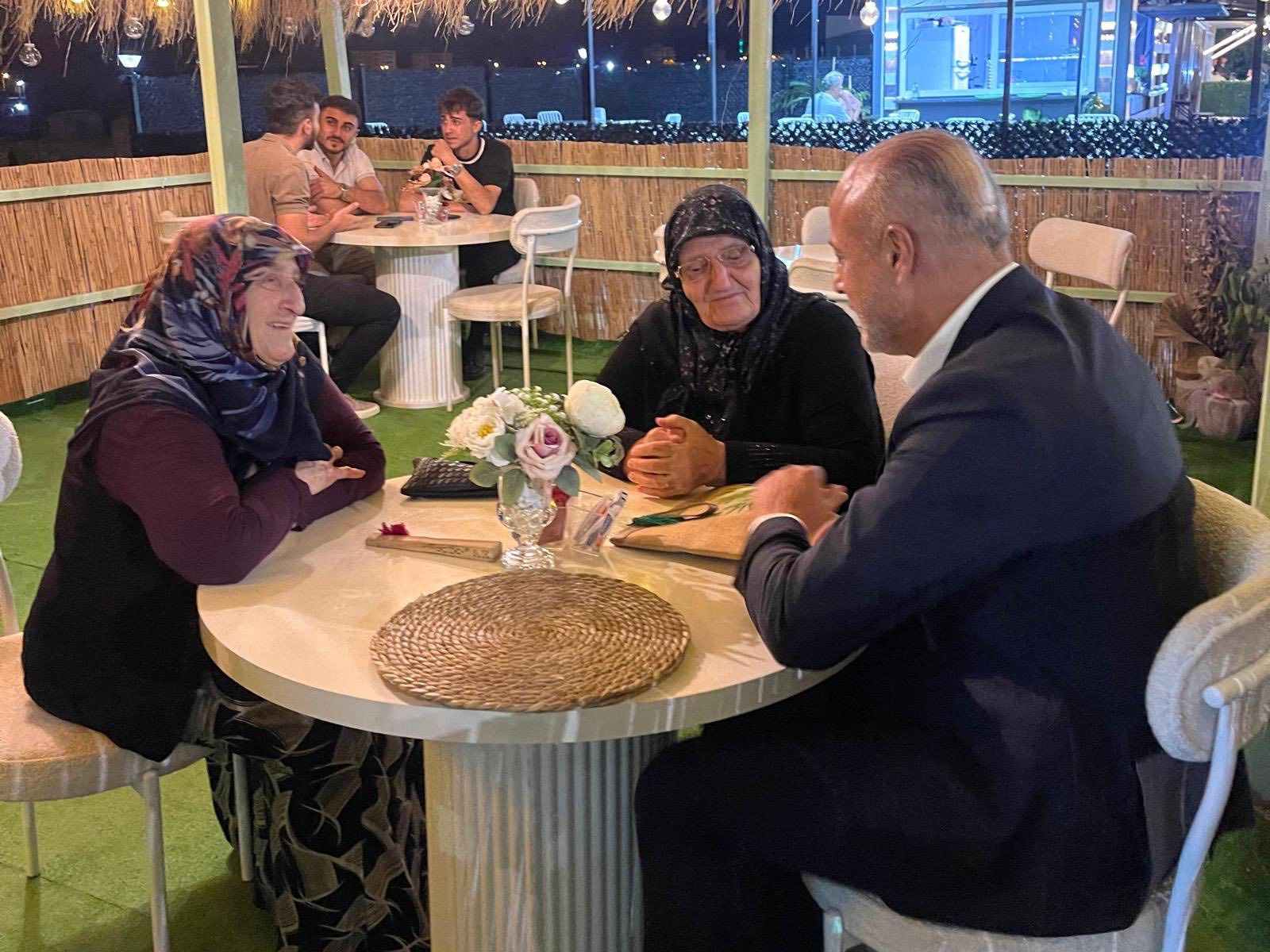 Başkan Koray Kıraç’tan Esnaf Ve Vatandaşlara Akşam Ziyareti7