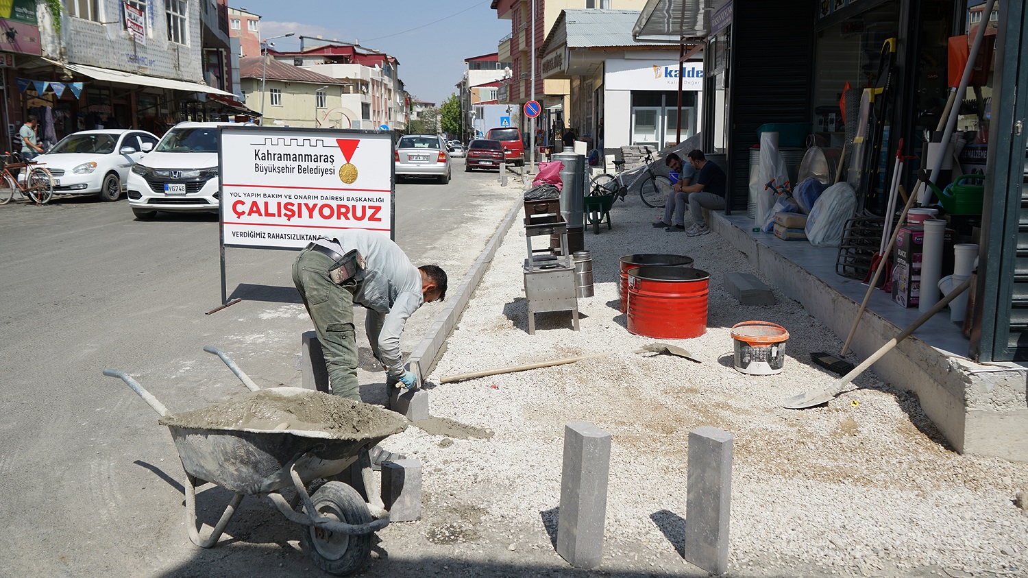 Büyükşehir Göksun’da Yürüyüş Yollarını Yenileniyor (3)