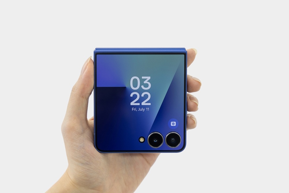 Cebe Sığan Yapay Zekâ Galaxy Z Flip7
