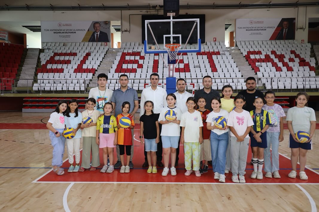Elbistan’da Yaz Spor Okulları 14 Branşta 2300 Katılımcıyla Sürüyor8