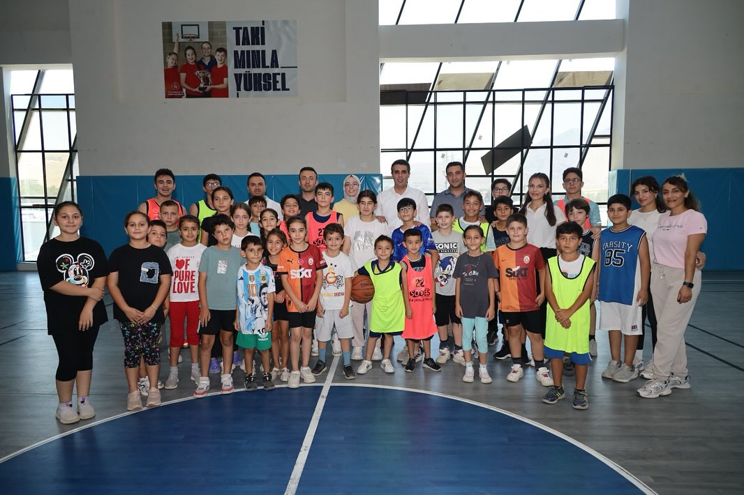 Elbistan’da Yaz Spor Okulları 14 Branşta 2300 Katılımcıyla Sürüyor9