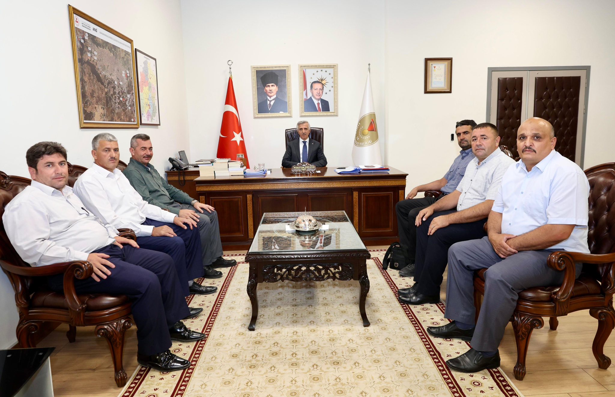 Esnaf Ve Muhtarlardan Vali Ünlüer’e Ziyaret2