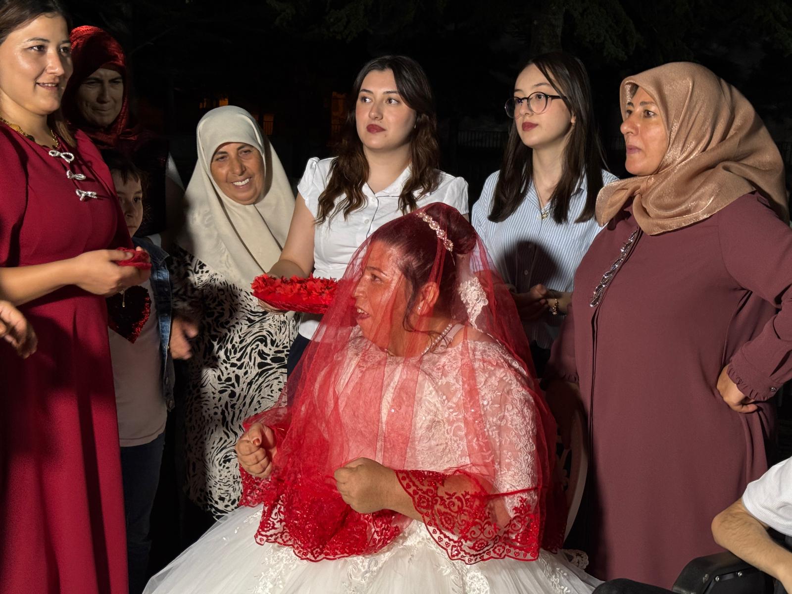 Gelinlik Giyme Hayali (2)