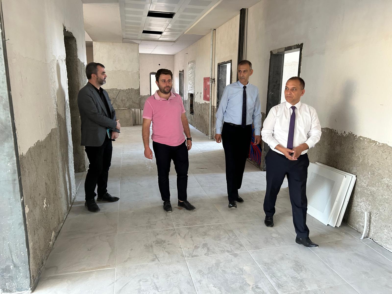 İl Millî Eğitim Müdürü Baydur, Devam Eden Okul İnşaatlarını Yerinde İnceledi6