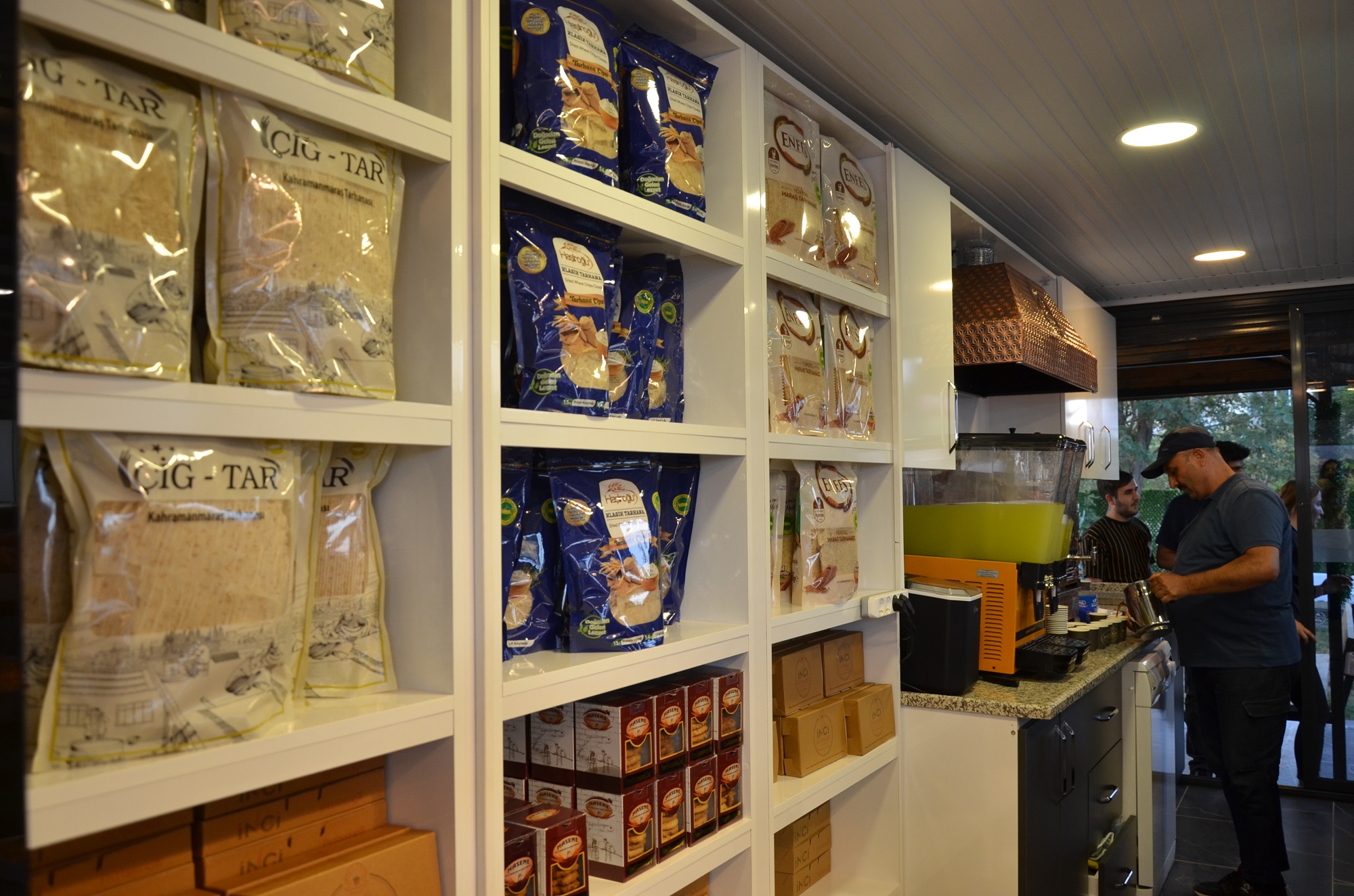 İnci Patisserie Bistro Cafe Afşin’de Hizmete Açıldı (6)