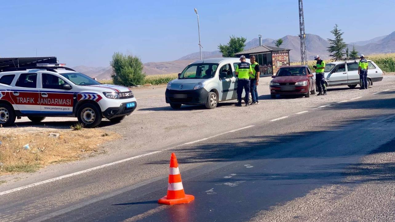 Jandarma, 28 Bin Aracı Denetledi (3)-1