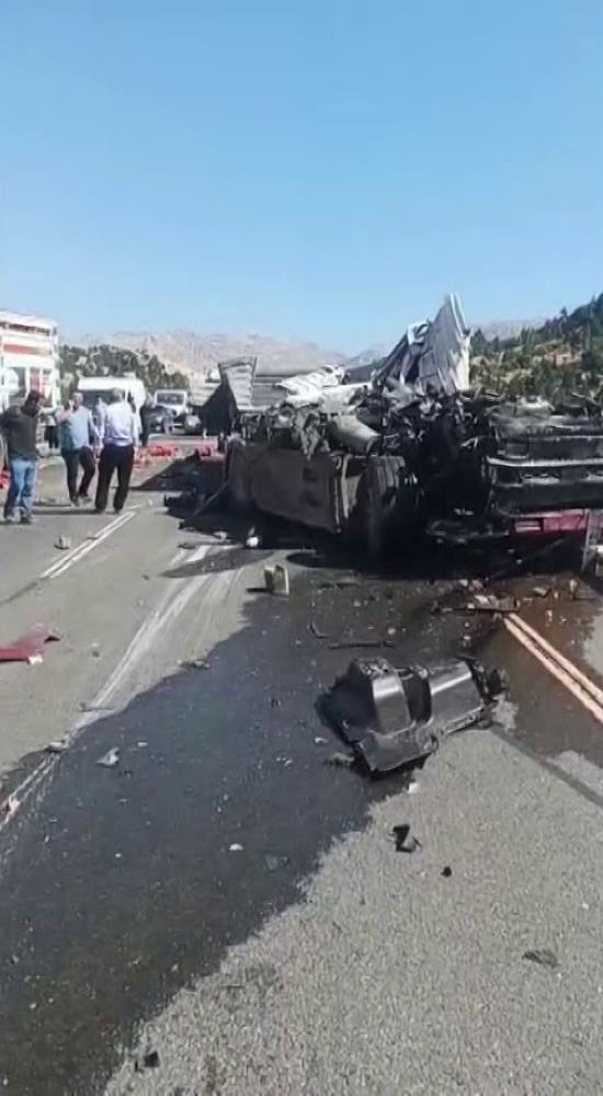 Kahramanmaraş'ta Tır Kazası 1 Ağır Yaralı 1