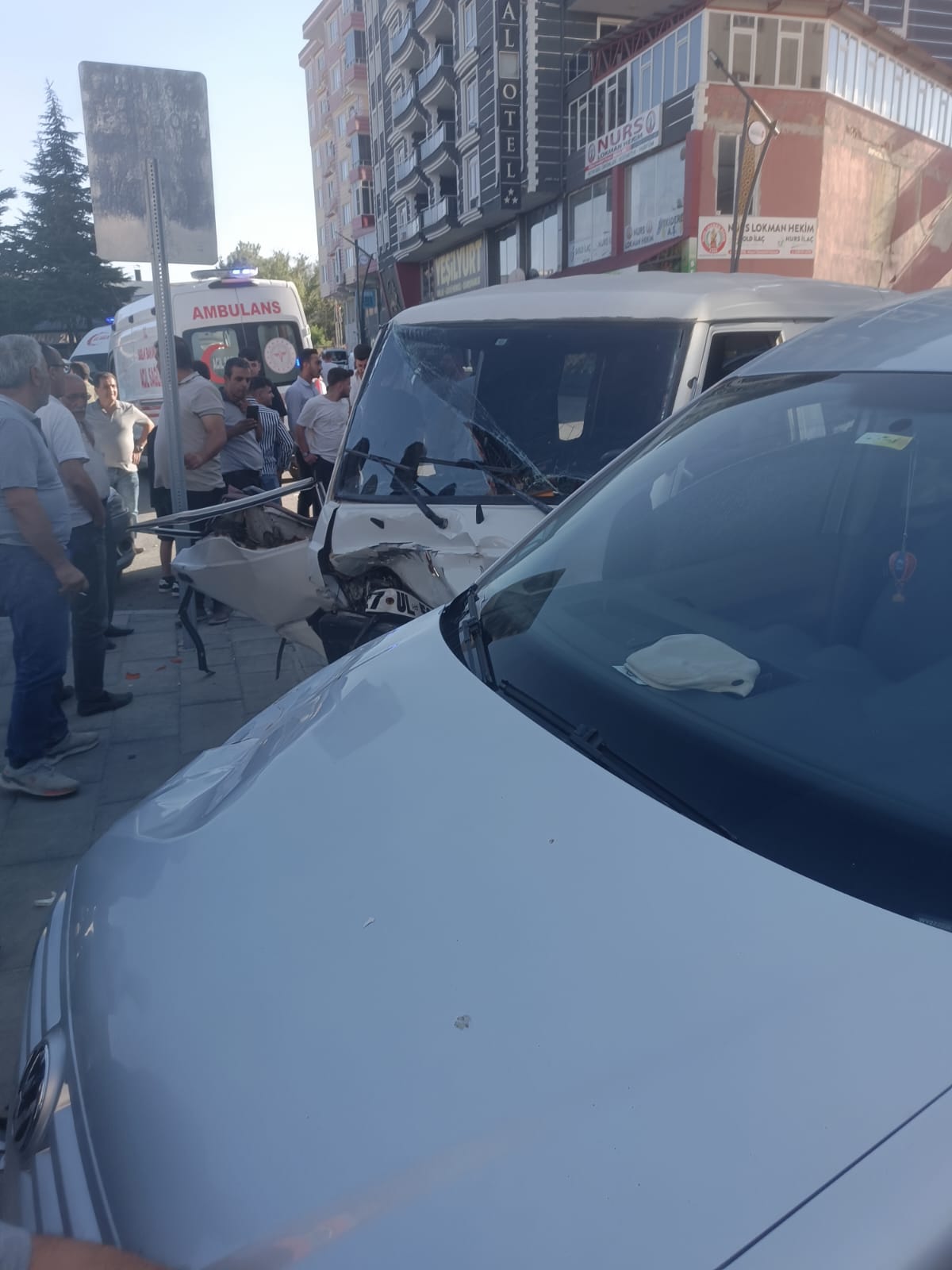 Köşoğlu Caddesi’nde Trafik Kazası 2 Yaralı 4-1