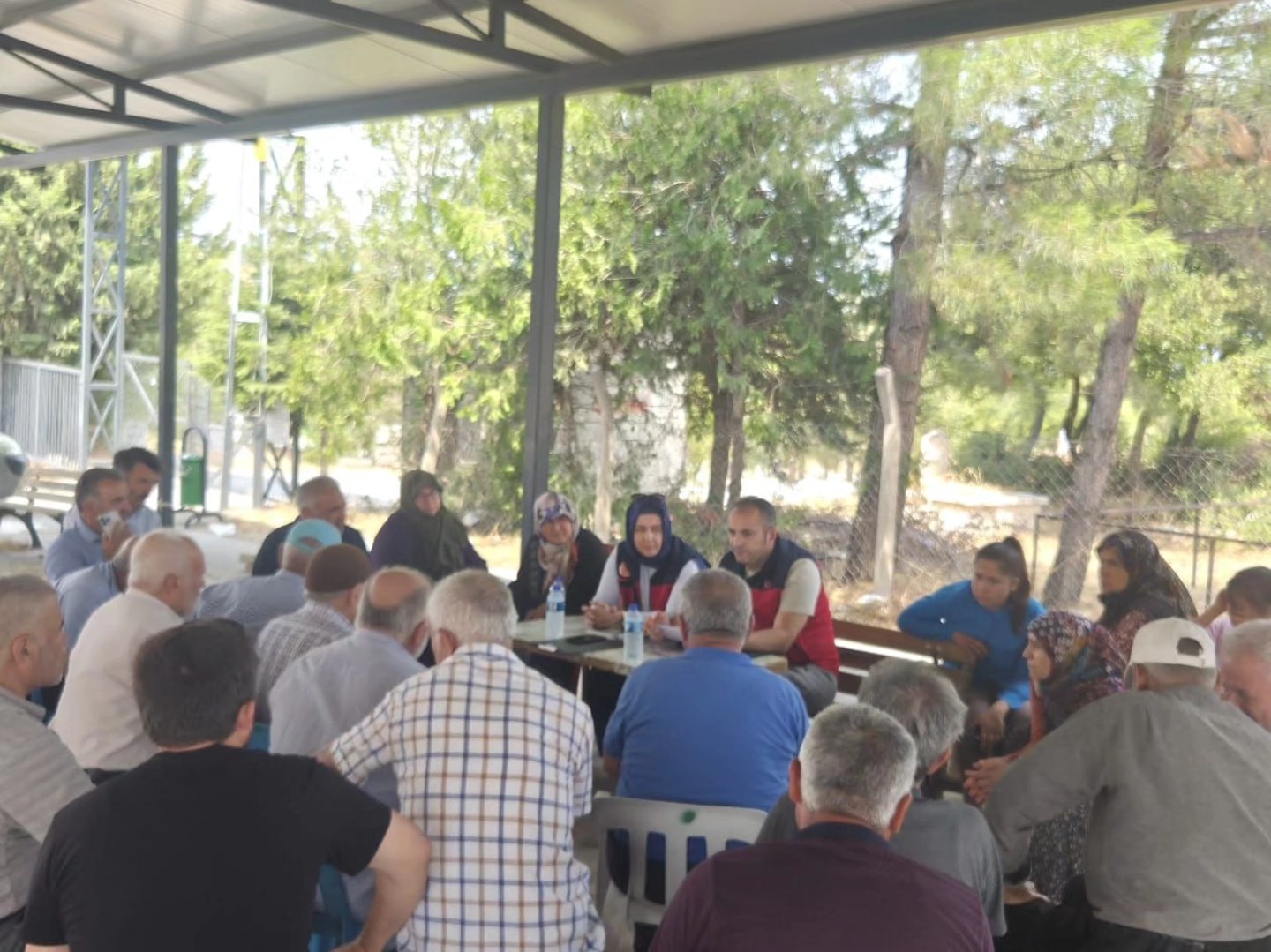Mahalle Muhtarları Ve Çiftçilere Mera Kanunu Eğitimi Verildi1