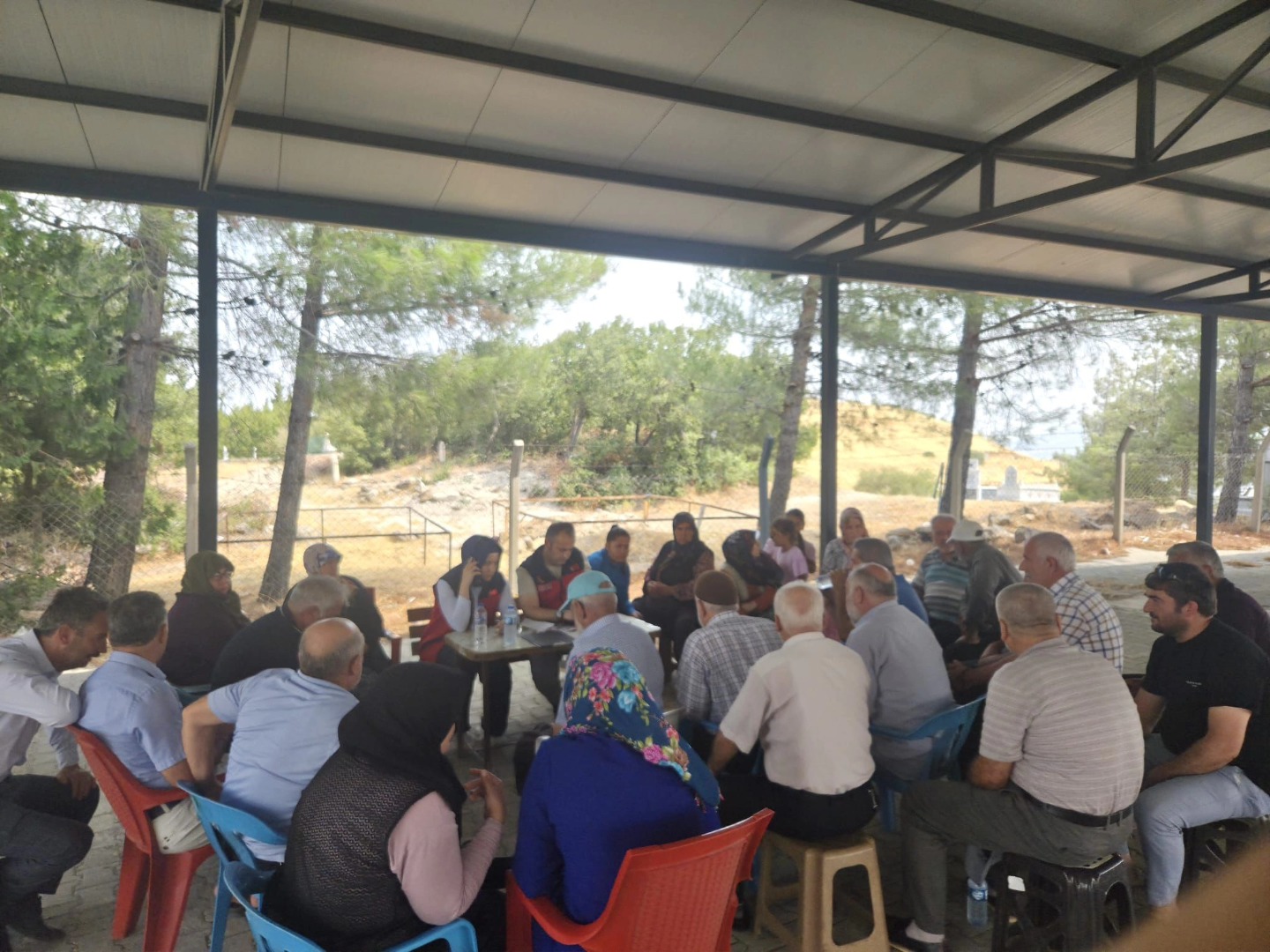 Mahalle Muhtarları Ve Çiftçilere Mera Kanunu Eğitimi Verildi2