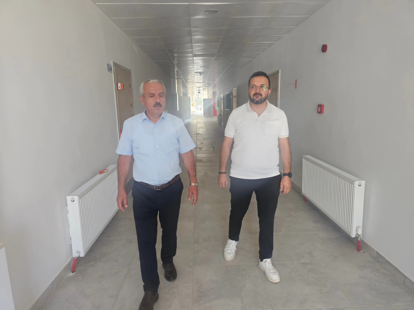 Milli Eğitim Müdürü Gezer’den İğde Şehit Er Ali Beyaz İlkokulu Ortaokulu’na Ziyaret4