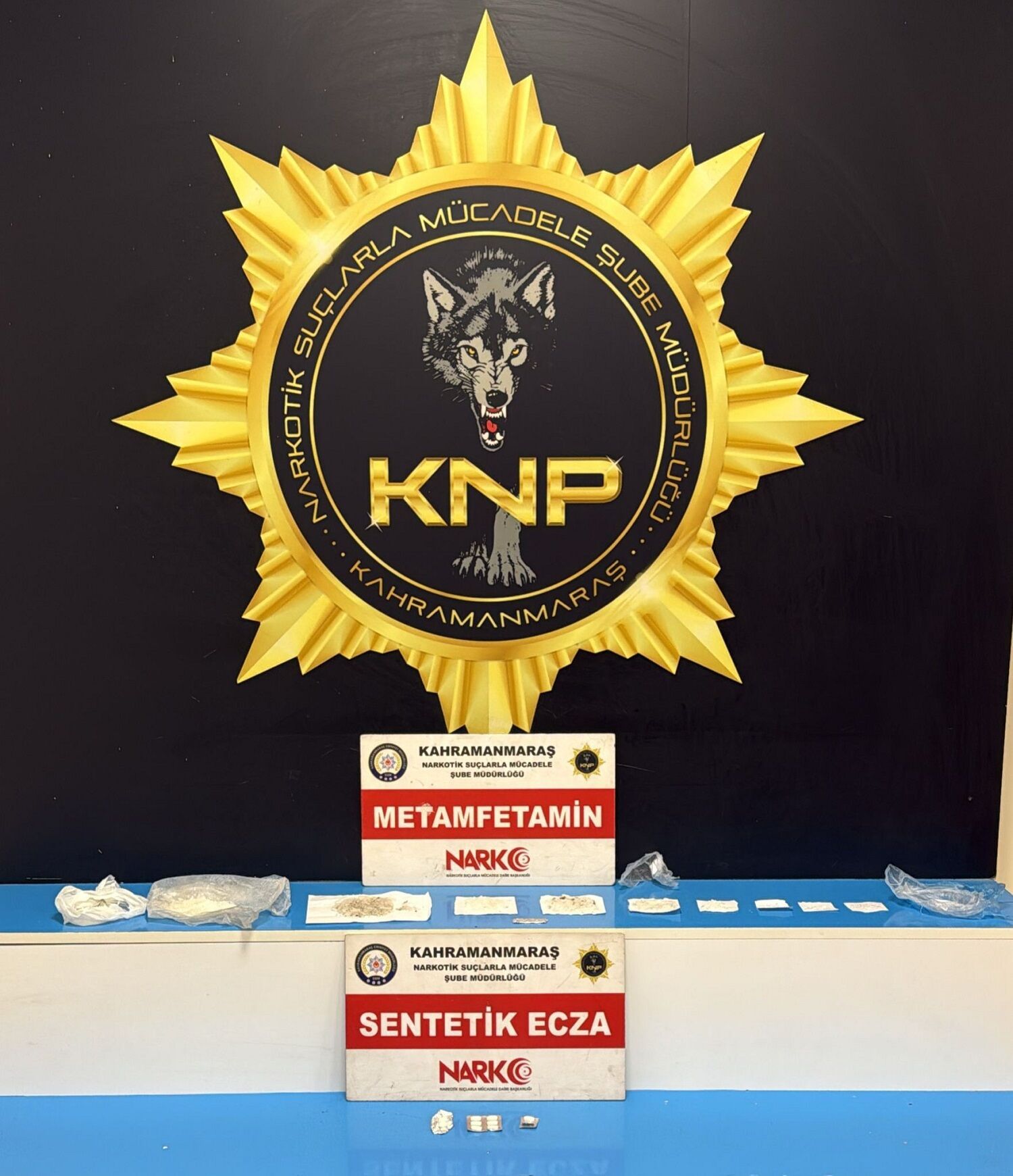 Polise Çarpıp Kaçtı 141 Gram Metamfetamin Uyuşturucuyla Yakalandı (2)