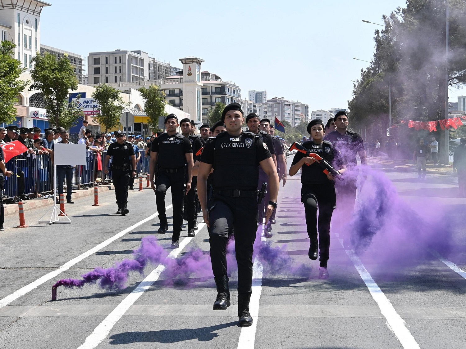 Tarihi Zaferin Yıl Dönümü Büyük Bir Gururla Kutlandı (1)