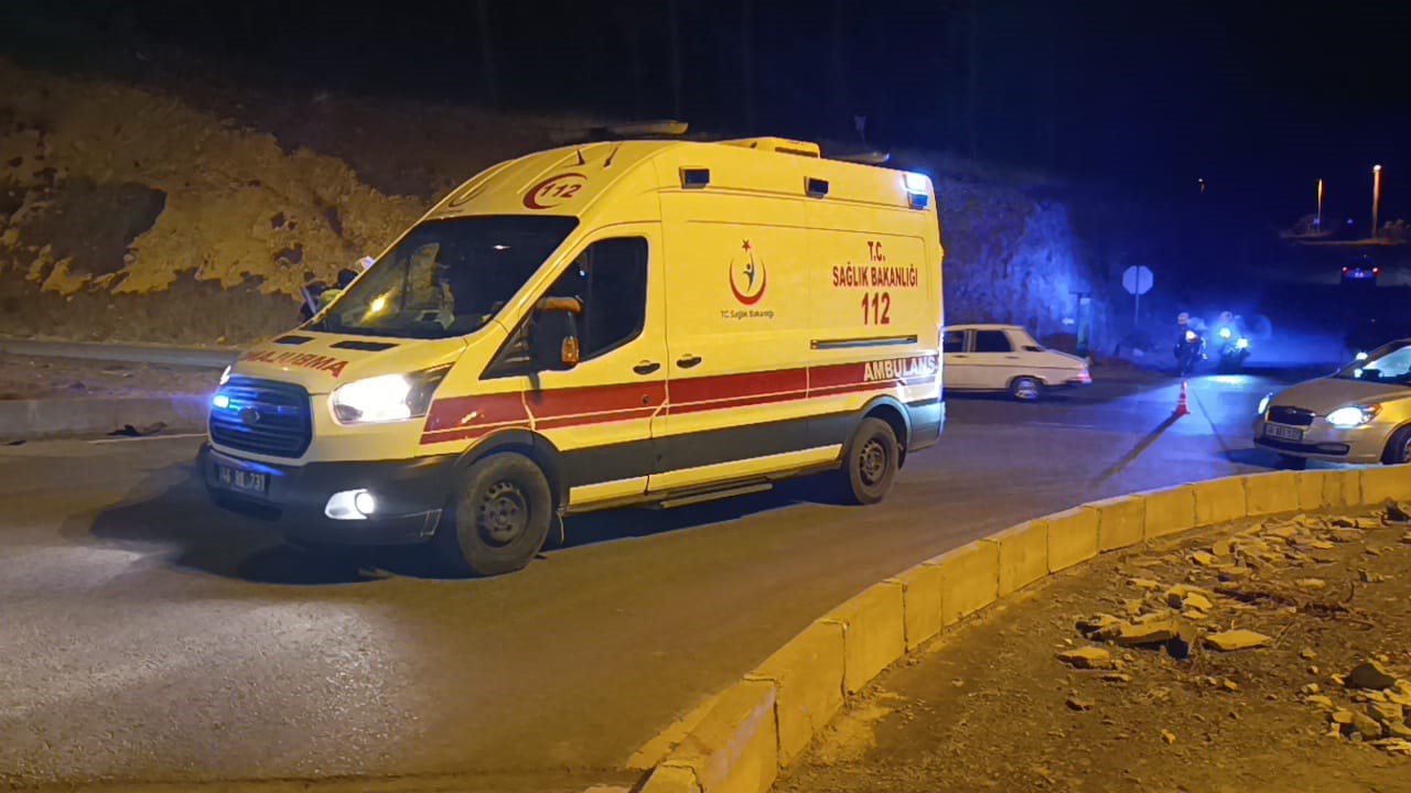Trafik Can Aldı 1 Kişi Öldü, 2 Kişi Yaralandı (1)