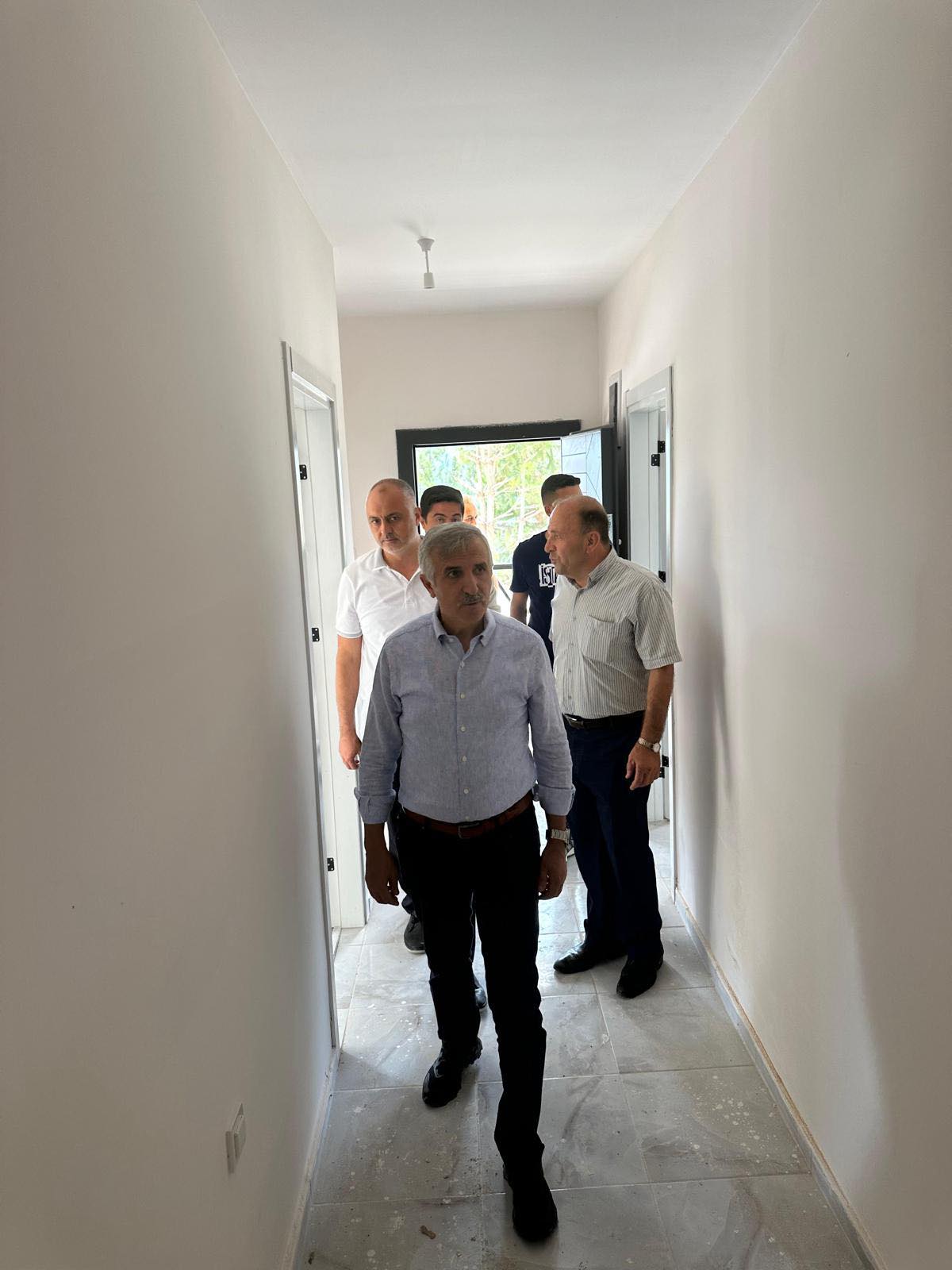 Vali Ünlüer, Andırın’daki Çelik Köy Evlerini Yerinde İnceledi