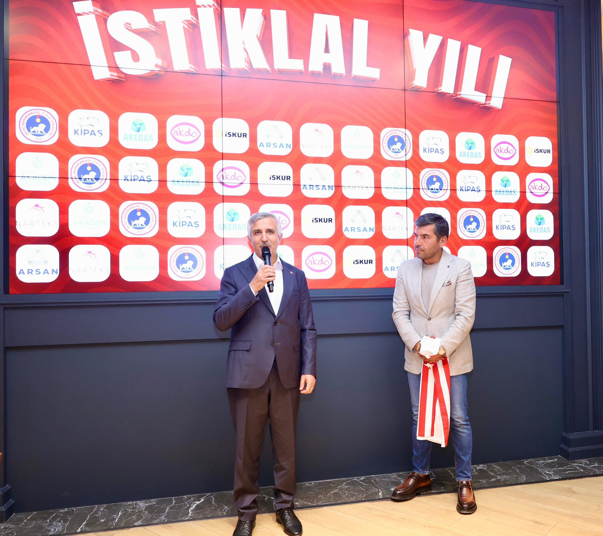 Vali Ünlüer, Kahramanmaraş İstiklalspor’un Sezon Açılışına Katıldı1