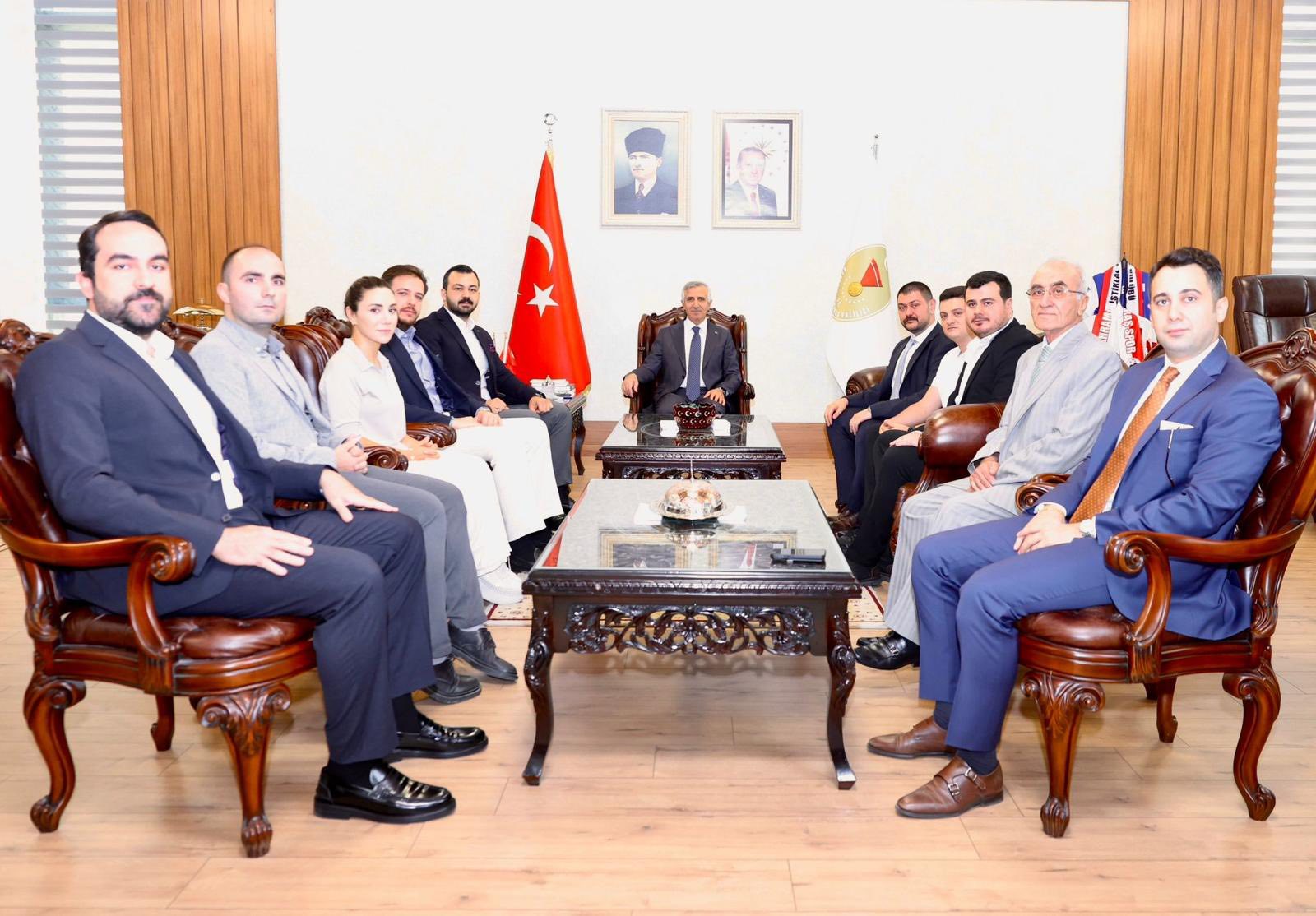 Vali Ünlüer, Kasi̇ad’ın Yeni Yönetimini Makamında Ağırladı1