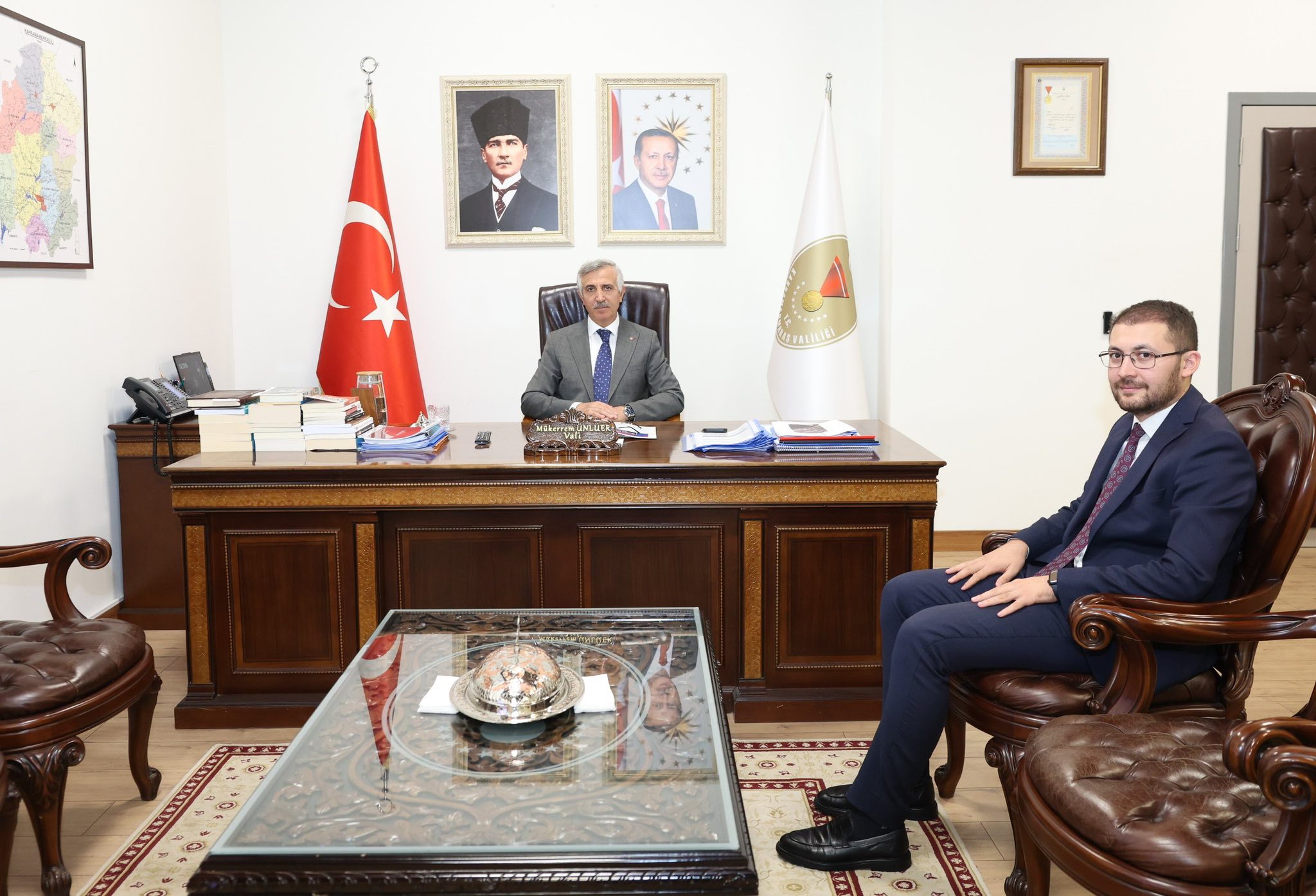 Vali Ünlüer’den Ziyaretçilerine Kabul