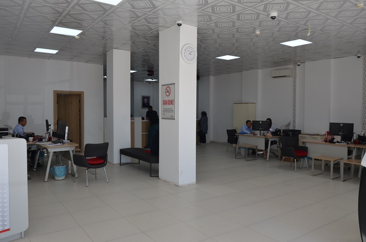 Ziraat Bankası Afşin Şubesi Geçici Adresinde Hizmet Veriyor (9)