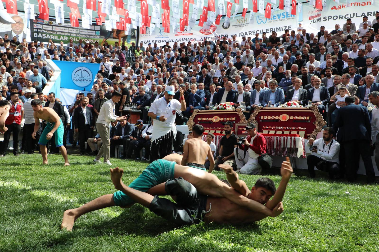 29. Geleneksel Bertiz Boyalı Şalvar Güreşleri Coşkulu Geçti1