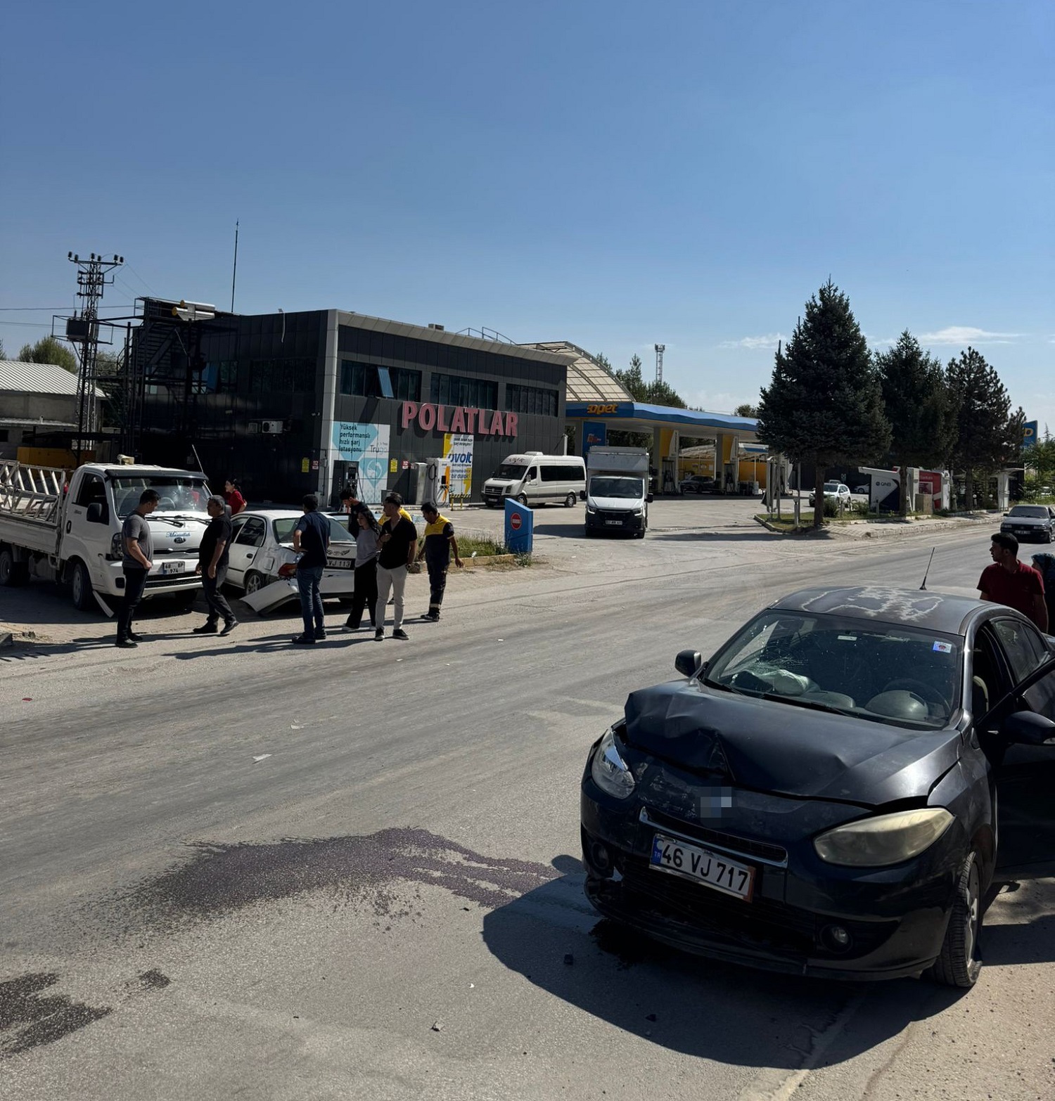 3 Aracın Karıştığı Kaza Güvenlik Kamerasında (1)