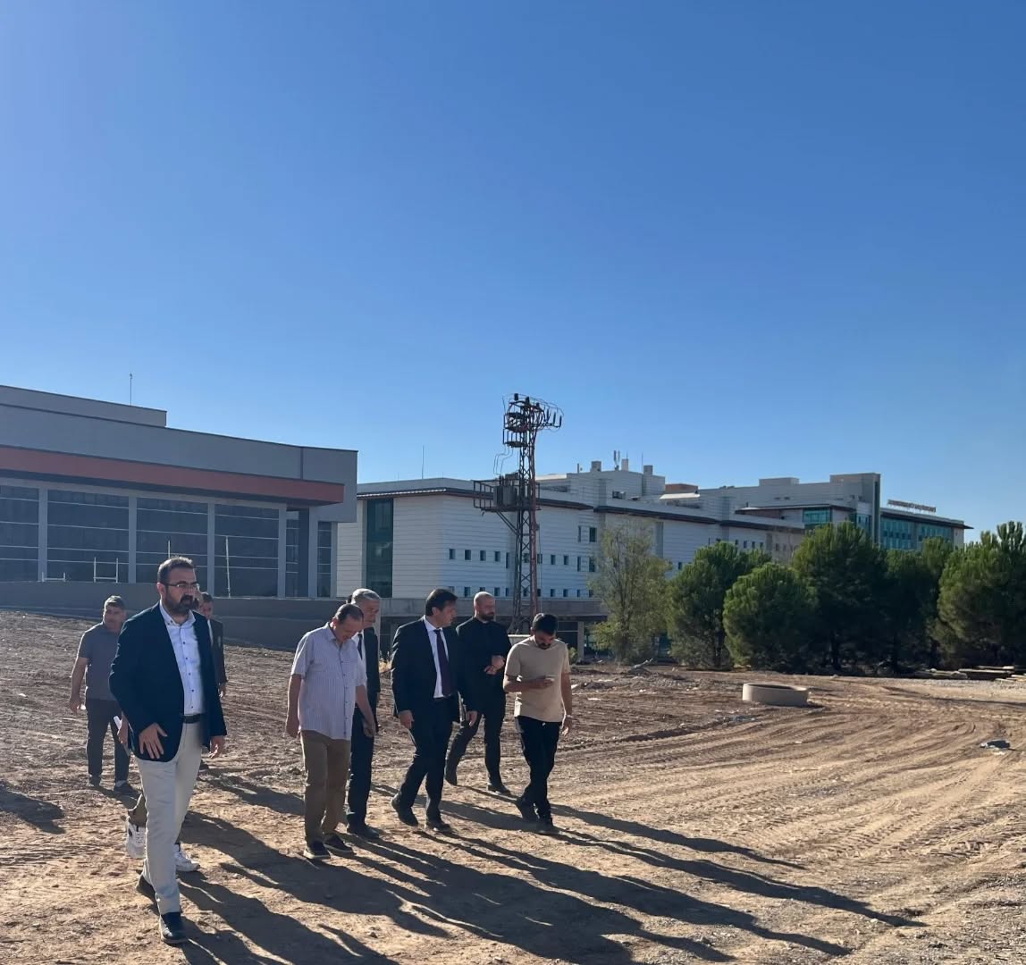 600 Yataklı Devlet Hastanesi İnşaatında İncelemeler Yapıldı6