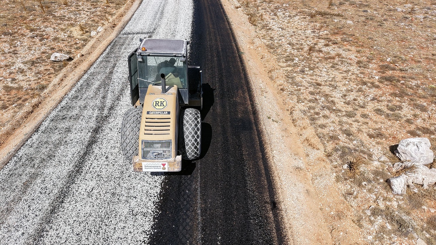 Afşin Oğlakkaya’nın Yolu Büyükşehir’le Yenilendi (5)