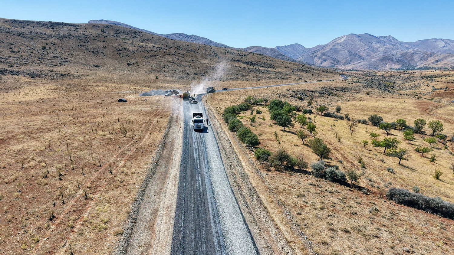 Afşin Örenderesi Yolu Büyükşehir’le Yenilendi (4)