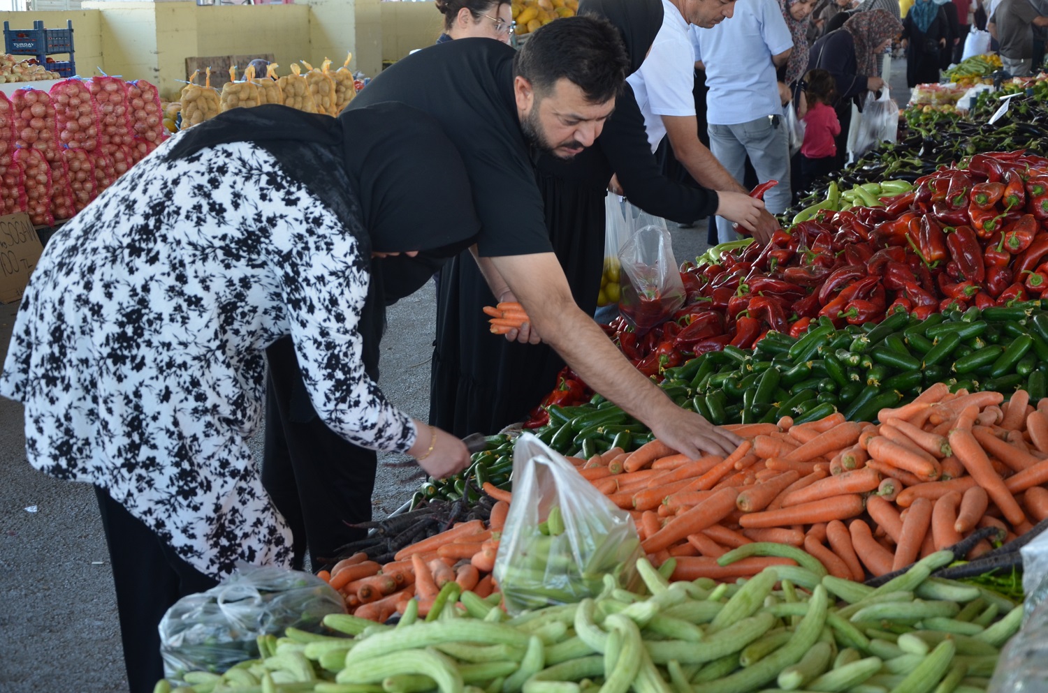 Afşin’de Kışlık Turşu Hazırlıkları Başladı (3)