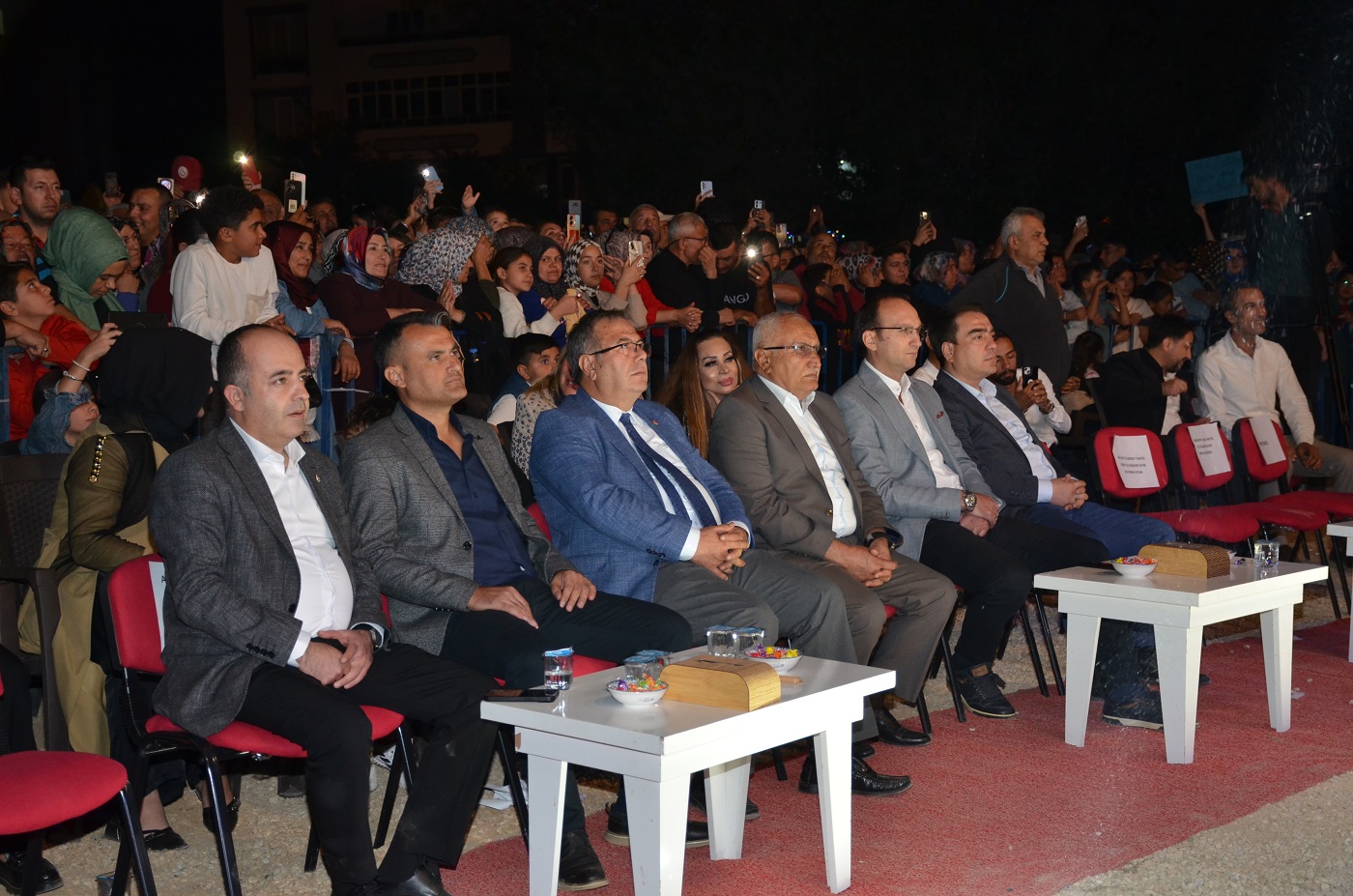 Afşin’de Latif Doğan Konseri Türkü Dolu Unutulmaz Gece (1)