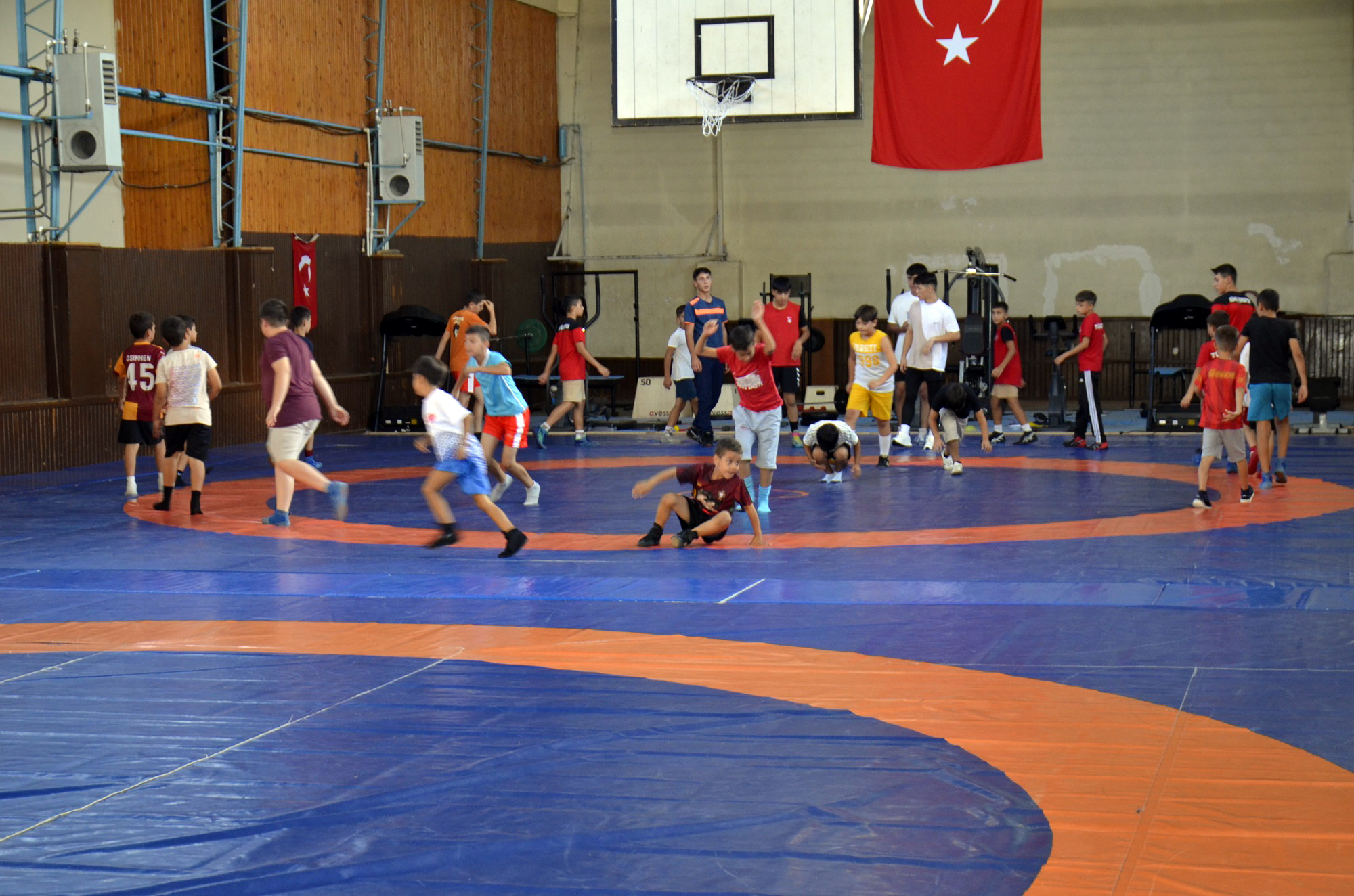 Afşinli İş Adamı İkbal Kıraç’tan Spora Destek (2)