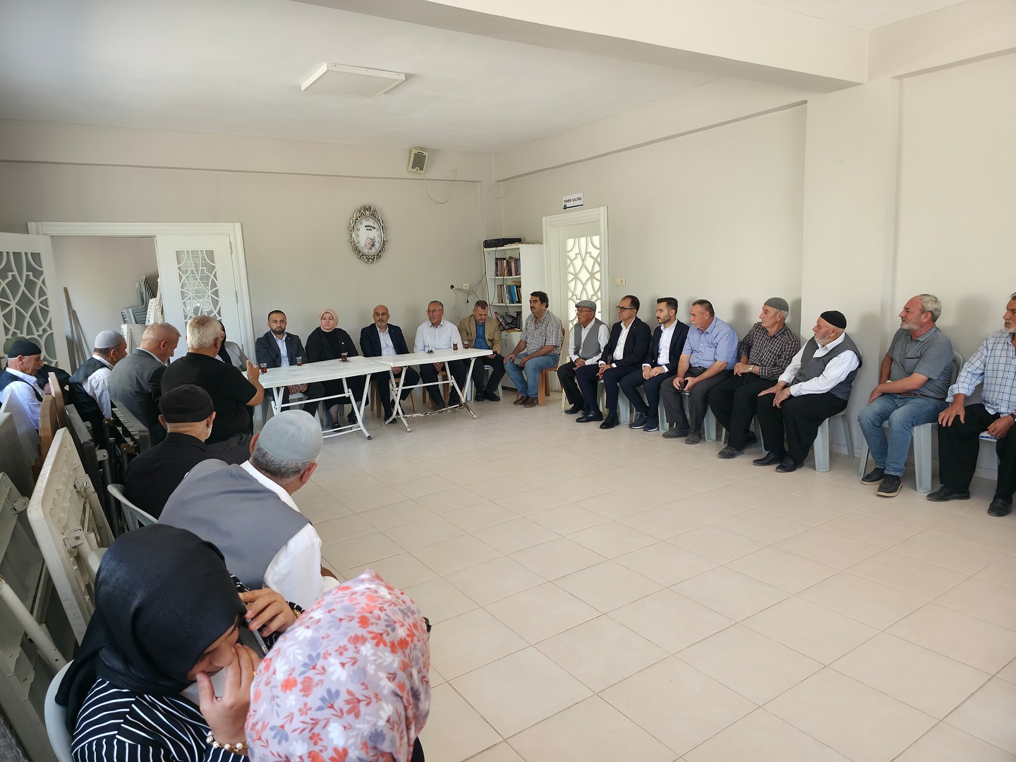 Ak Parti Heyeti Dulkadiroğlu’nun Mahallelerinde Vatandaşlarla Buluştu5