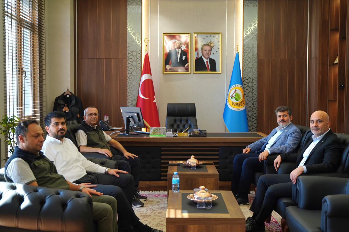 Ak Parti İl Başkanı Gül Ve Heyetten Orman Bölge Müdürlüğü Yerleşkesine Ziyaret1