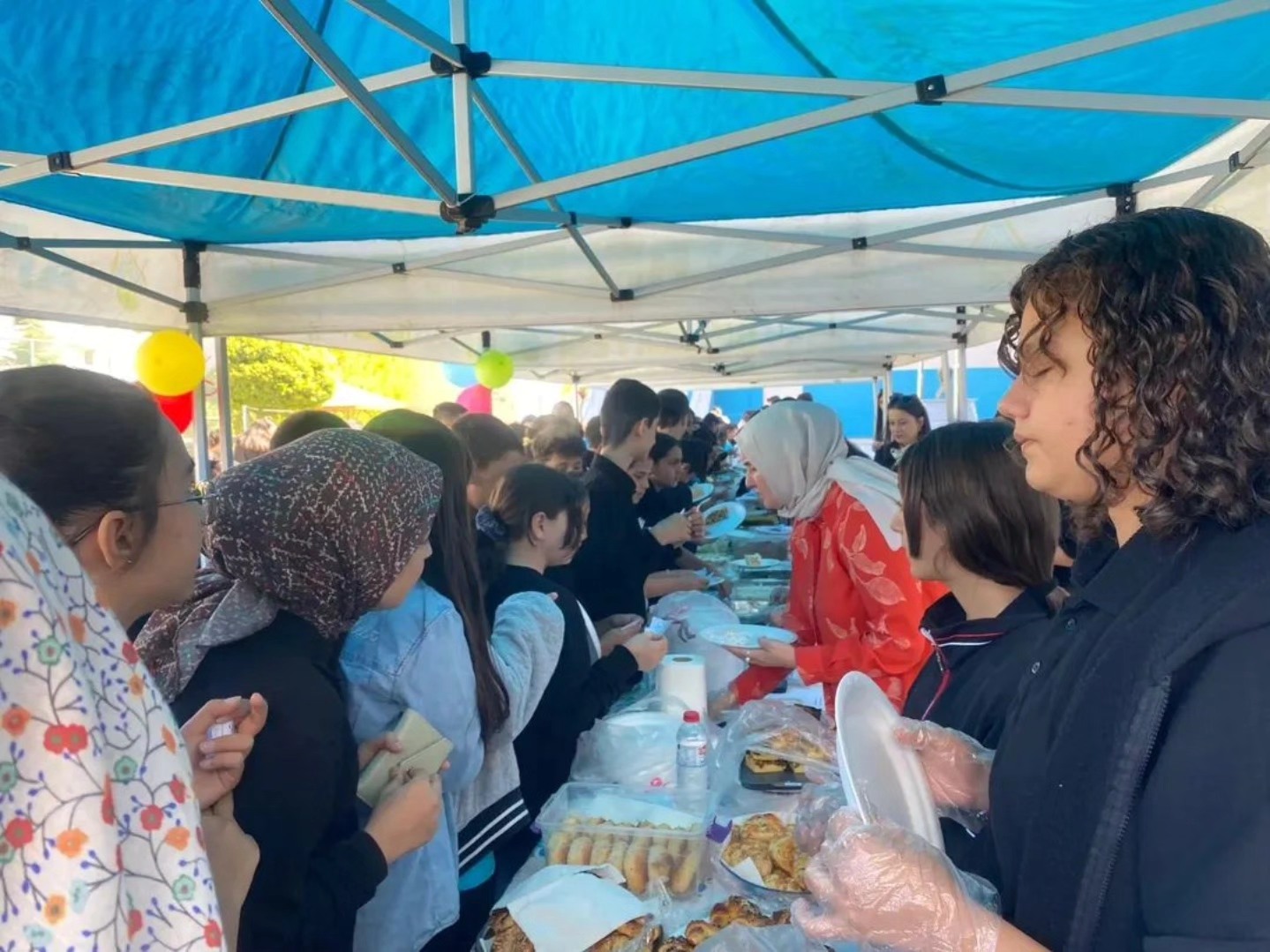 Aşık Mahzuni Şerif Ortaokulu'nda Kermes Etkinliği Düzenlendi4