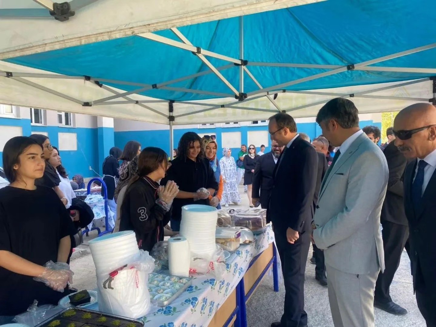 Aşık Mahzuni Şerif Ortaokulu'nda Kermes Etkinliği Düzenlendi5