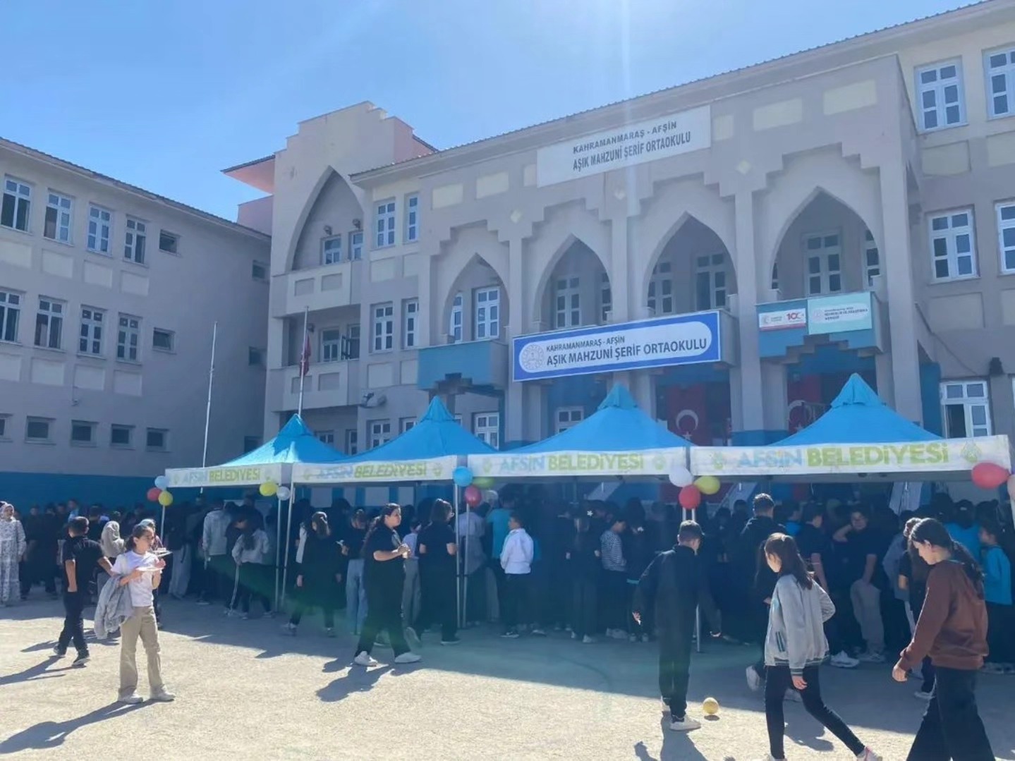 Aşık Mahzuni Şerif Ortaokulu'nda Kermes Etkinliği Düzenlendi6