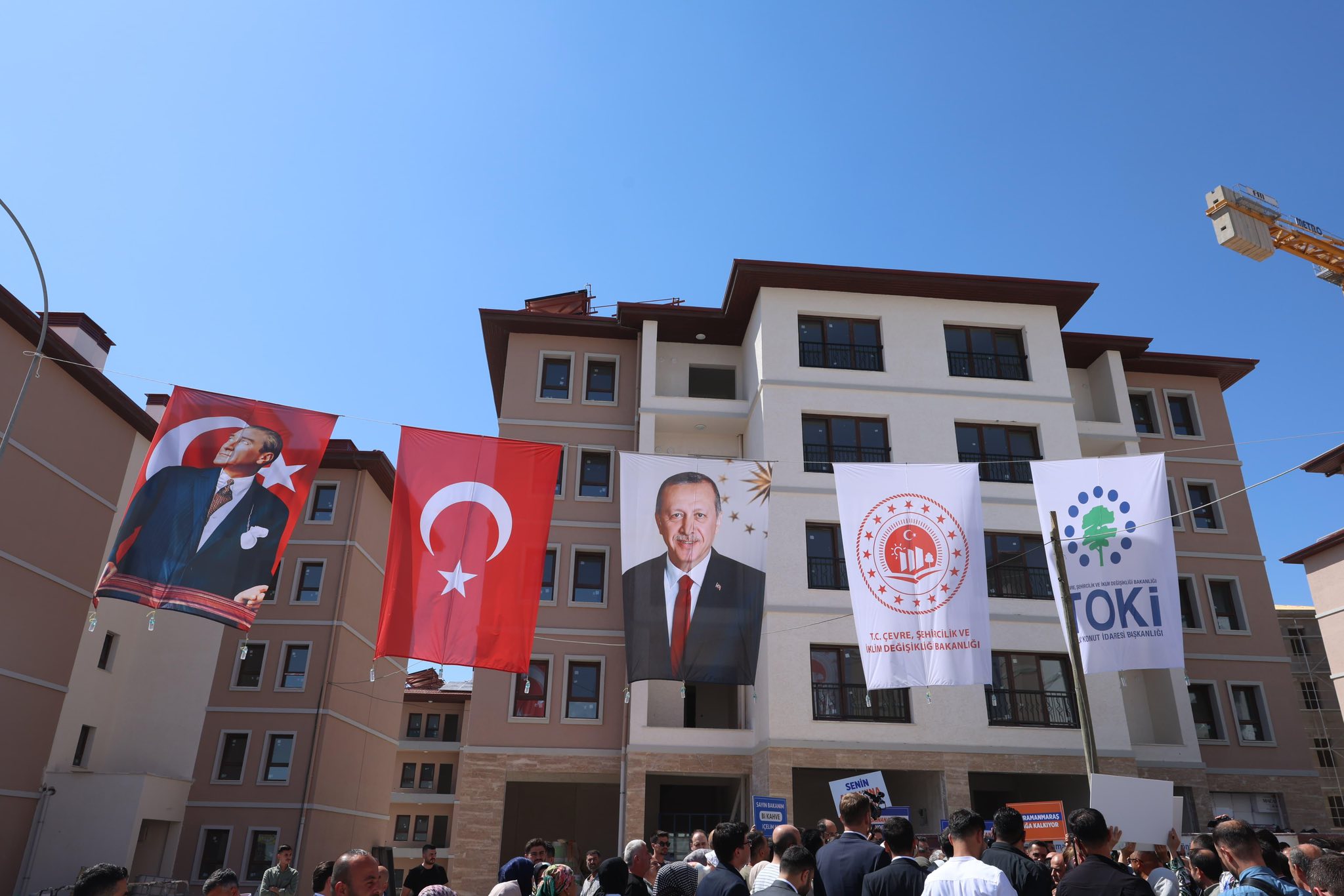 Bakan Kurum, Toki̇ Konutlarında İncelemelerde Bulundu3