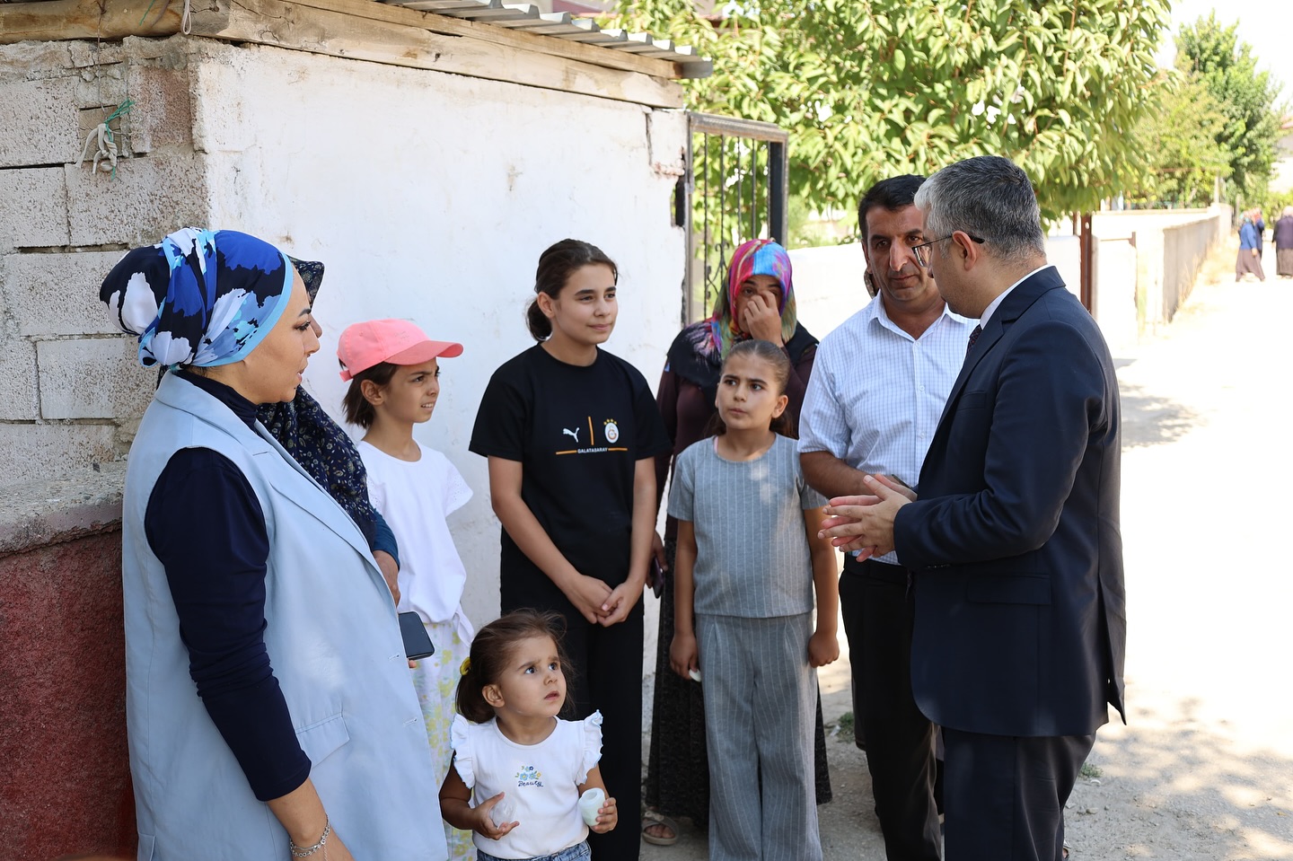 Başkan Gürbüz, Tepebaşı Mahallesi’nde Vatandaşlarla Buluştu