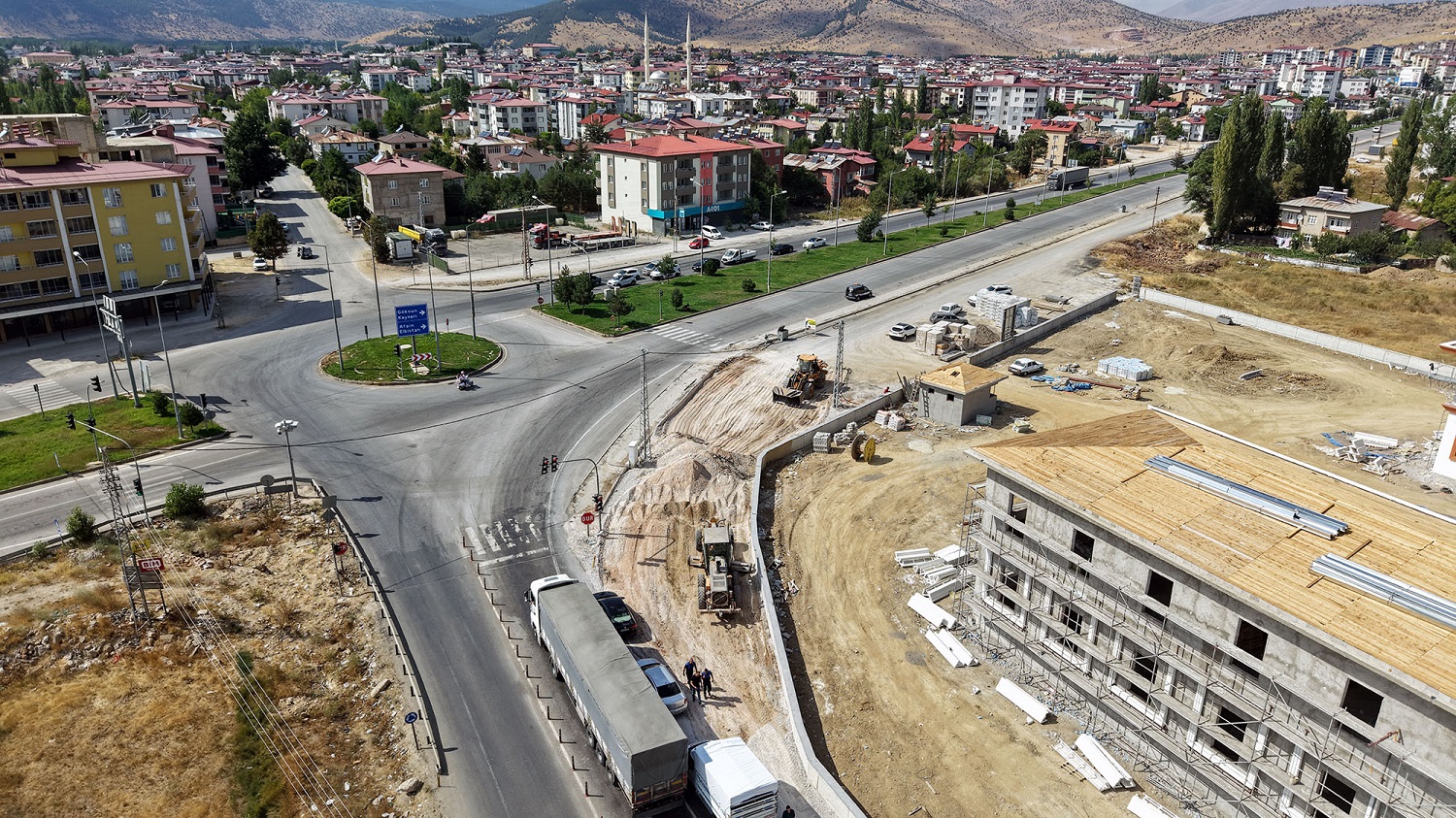 Büyükşehir’den Göksun’a 200 Milyonluk Yol Yatırımı (5)