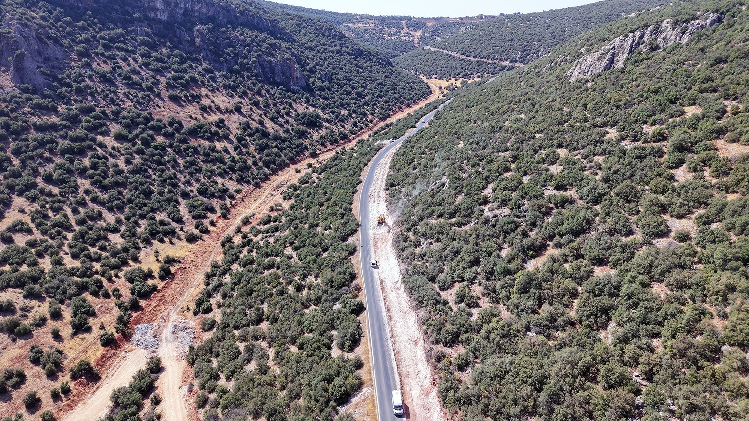Büyükşehir’den Pazarcık’ta Yol Seferberliği (1)