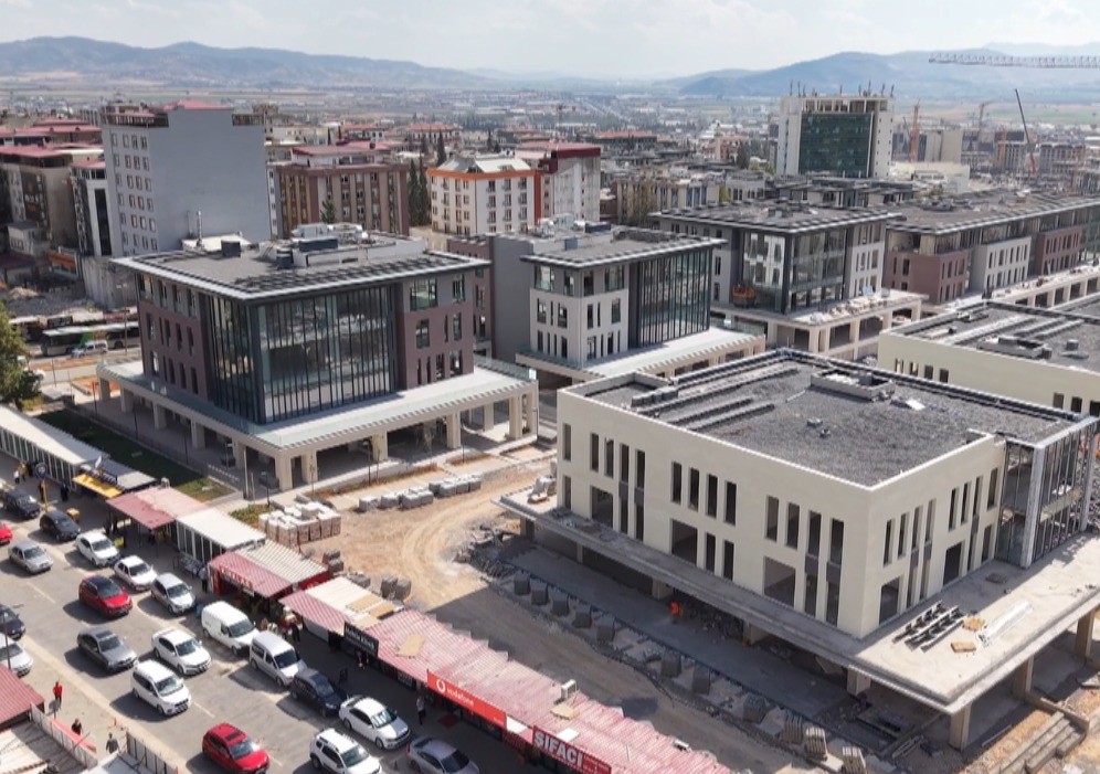 Depremden Sonra Şehir Yeniden Doğuyor Yıkılan Alanlara Yeni Projeler 1