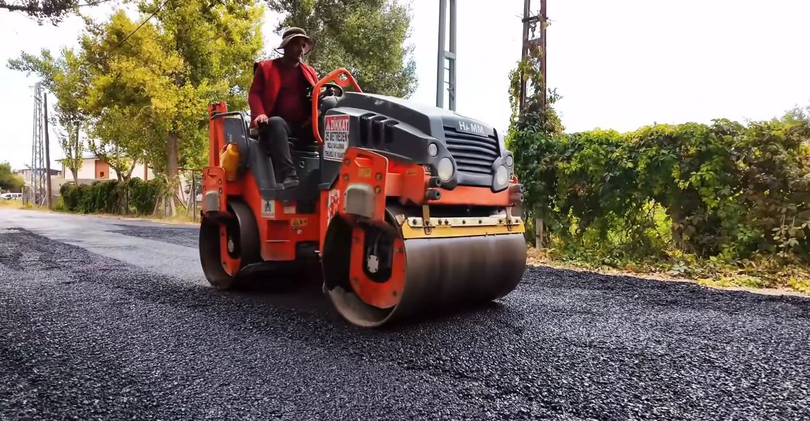 Elbistan Belediyesi'nden Tepebaşı Mahallesi'nde Asfalt Çalışması (4)