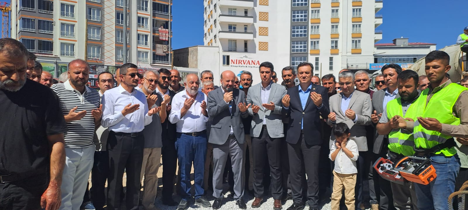 Elbistan’da Hacı Hasan Camiinin Temeli Dualarla Atıldı1