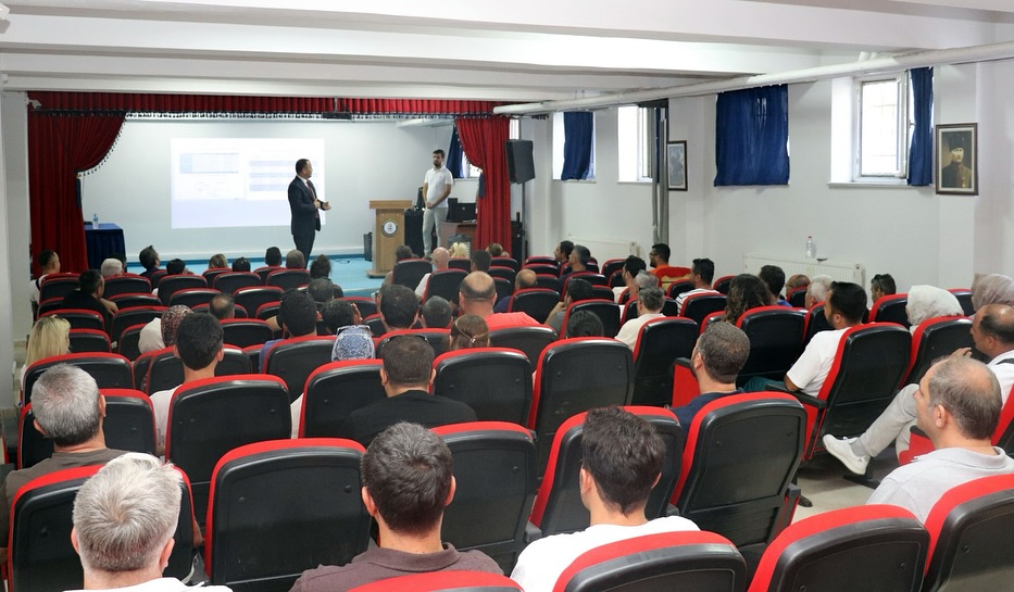 İl Millî Eğitim Müdürü Baydur'dan Türkiye Yüzyılı Maarif Modeli Kurslarına Ziyaret