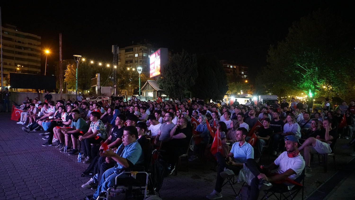 Kahramanmaraş Milli Maçta Tek Yürek Oldu (4)