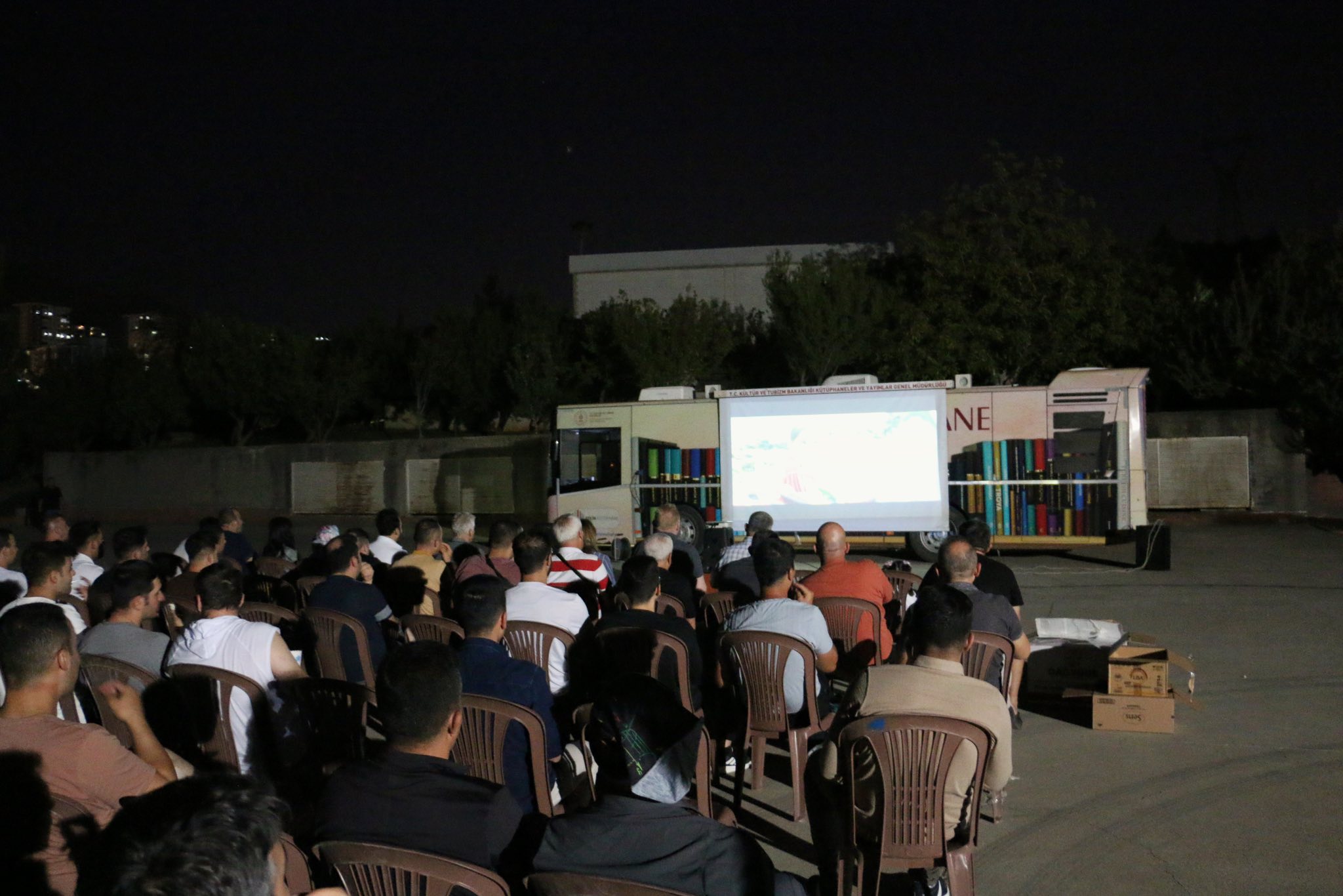 Kahramanmaraş Personel Eğitim Merkezi’nde Kursiyerlere Açık Hava Sinema Etkinliği2
