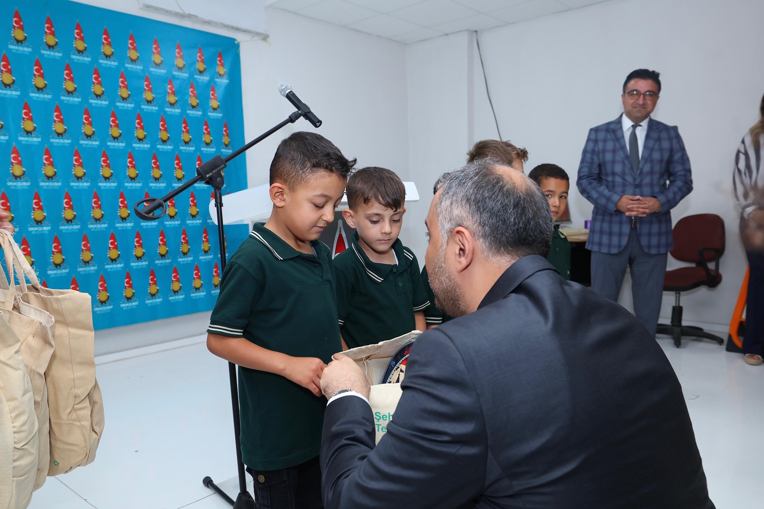 Kırtasiye Desteği (4)