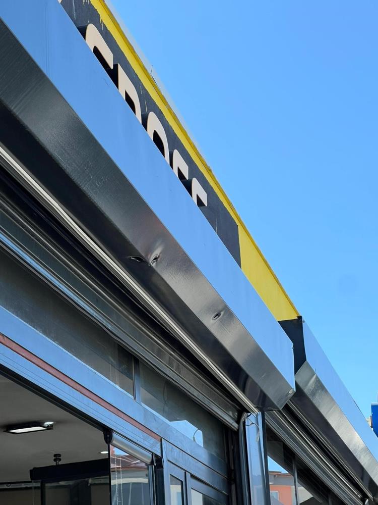 Market Önünde Ses Fişeği Patlatıldı, Polis Çalışma Başlattı 2